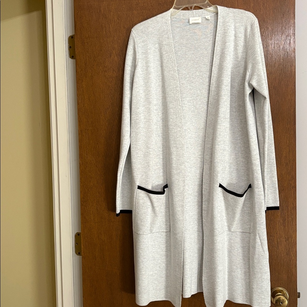 Cyrus Light Gray Knit Sweater